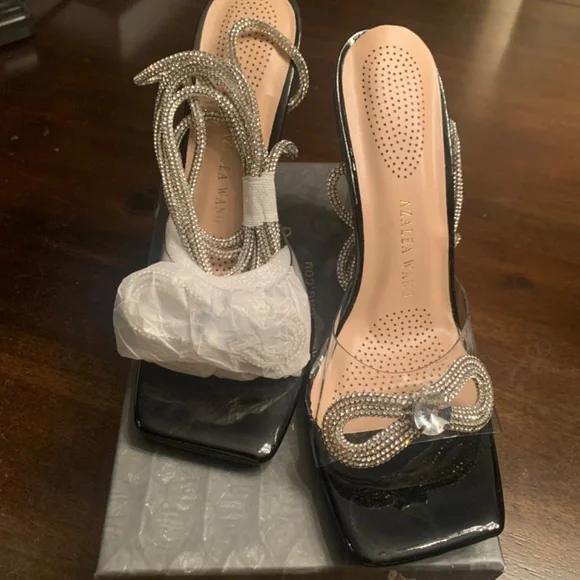 Azalea Wang Black 7.5 heels - Picture 3 of 6